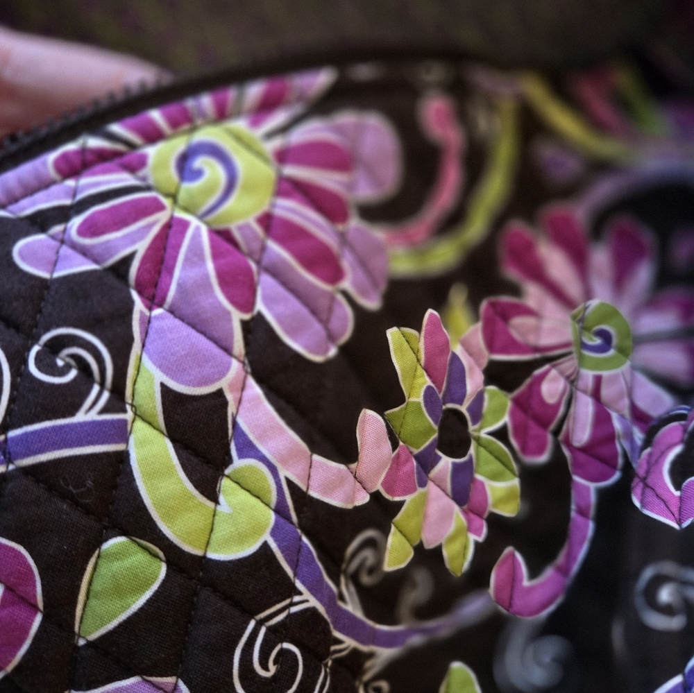Vera Bradley Large Duffle - Picture 9 of 10